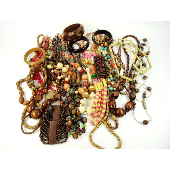 Wood Jewelry Lot 30pc Wooden Necklaces Bracelets - Picture 14 of 15